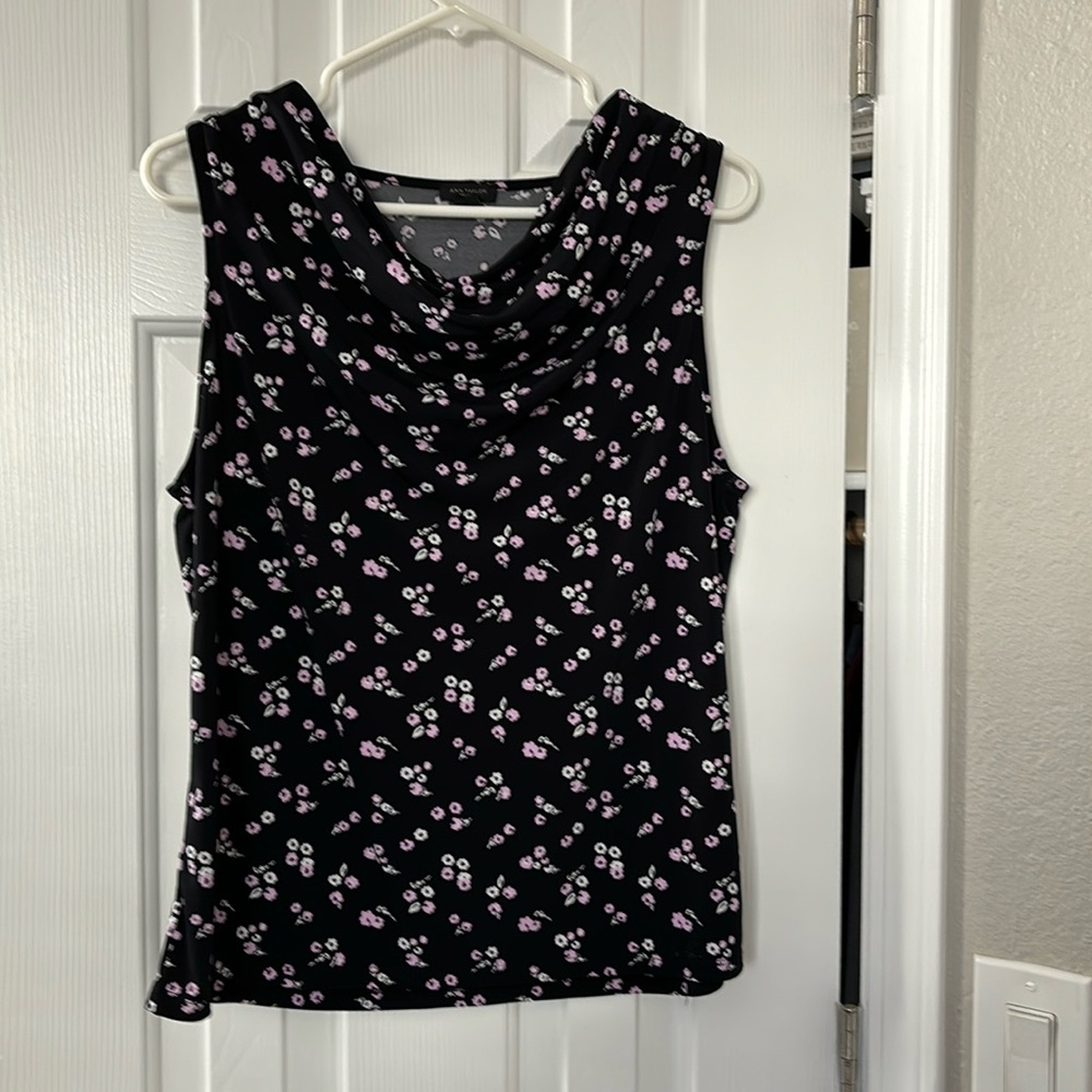 Good condition lightweight top with pink flowers